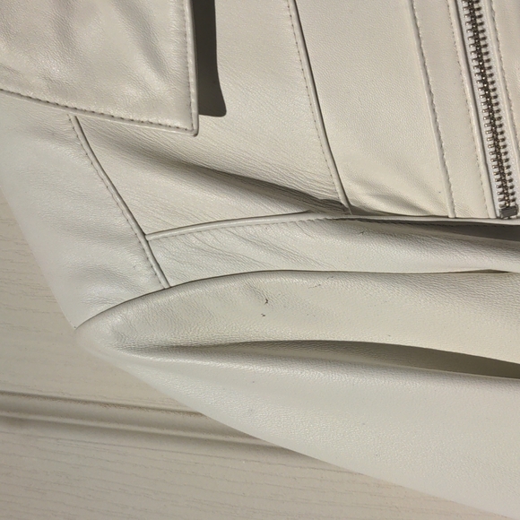 Danier - White Leather Jacket - Picture 6 of 6